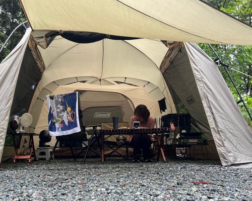 雨キャンプ🏕️ 高遊原プレーンキャンパーズ ファミリーキャンプ 区画サイト オートサイト べんけーさんのキャンプブログ CAMPiii(キャンピー) -キャンプ専用SNS キャンプのすべてがここに集まる-