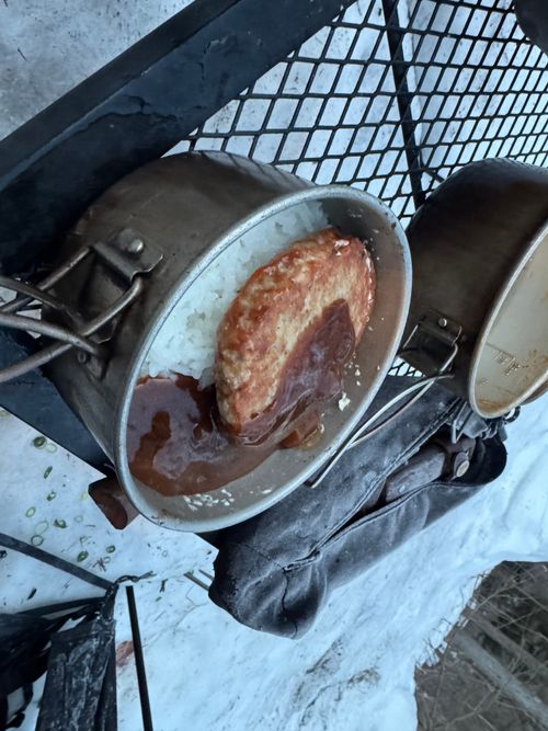 残雪キャンプ 飛騨荘川 一色の森キャンプ場 ソロキャンプ 区画サイト まっつんさんのキャンプブログ CAMPiii（キャンピー） -キャンプ専用SNS キャンプのすべてがここに集まる-