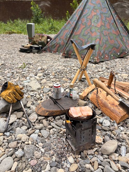 軍幕野営🪖〜ポ軍&times;ノルウェー軍camoⅡ〜⛺️ 前川キャンプ場 ソロキャンプ フリーサイト Camp 'n'g  Roll♪🏁さんのキャンプブログ CAMPiii（キャンピー） -キャンプ専用SNS キャンプのすべてがここに集まる-