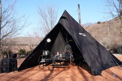 令和の暴走族 リトリートフィールドMahora稲穂山 ソロキャンプ 区画サイト スモーキーさんのキャンプブログ CAMPiii（キャンピー） -キャンプ専用SNS キャンプのすべてがここに集まる-