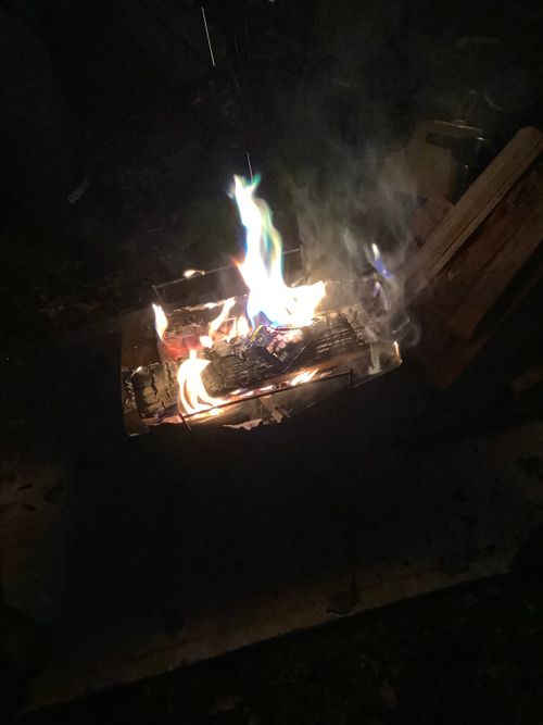 Vol.110 25/NO.29 今年最後の集い‼️ 〆は牡丹鍋で‼️ 坂戸市 ソロキャンプ フリーサイト 🔥焚き火🔥さんのキャンプブログ CAMPiii（キャンピー） -キャンプ専用SNS キャンプのすべてがここに集まる-