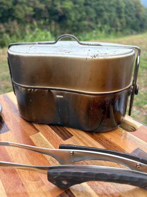 スーツケースキャンプ…どこでも行けるための練習をしよう! 長瀞キャンプヴィレッジ ソロキャンプ 区画サイト ぷりんさんのキャンプブログ CAMPiii(キャンピー) -キャンプ専用SNS キャンプのすべてがここに集まる-