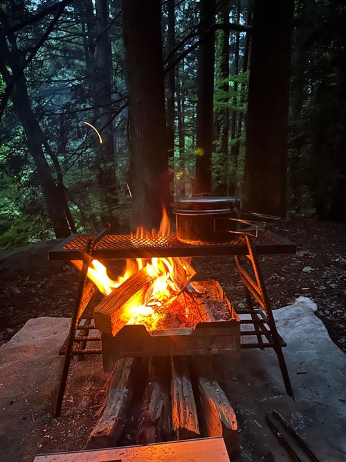 新緑キャンプ🏕 椿荘オートキャンプ場 ソロキャンプ 区画サイト Genさんのキャンプブログ CAMPiii（キャンピー） -キャンプ専用SNS キャンプのすべてがここに集まる-