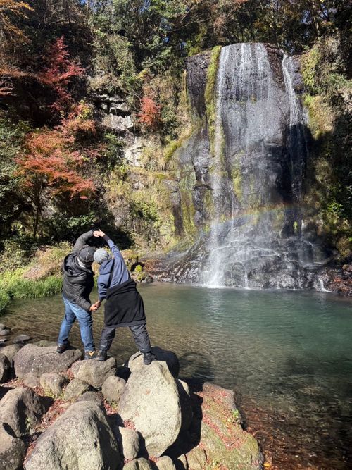 九州伊勢えびキャンプ@阿蘇レインボーバレーたる由縁🌈 阿蘇レインボーバレー グループキャンプ オートサイト ぐうたら夫婦さんのキャンプブログ CAMPiii（キャンピー） -キャンプ専用SNS キャンプのすべてがここに集まる-