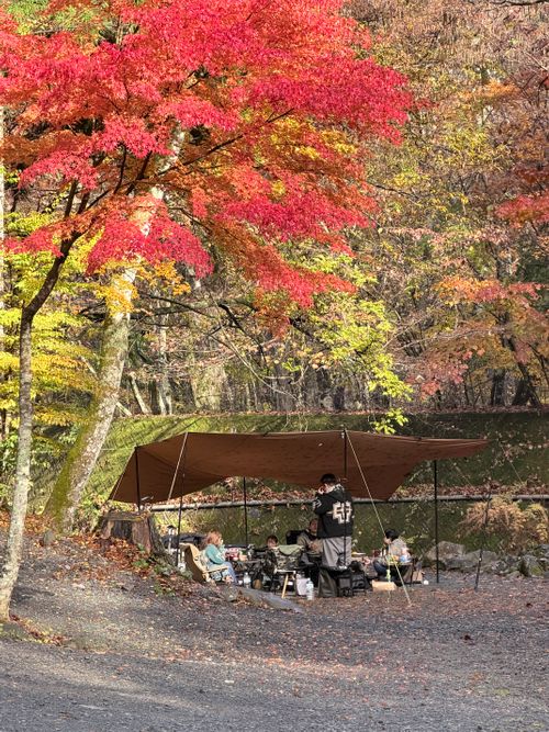 CAMPiii(キャンピー) atelierさんのキャンプブログ 紅葉の山伏グルキャン 山伏オートキャンプ場