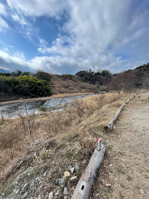 徒歩ソロで行く、武甲山と荒川の眺めが最高な、ともえ川Parkへ！ ともえ川Park ソロキャンプ 区画サイト ma9さんのキャンプブログ CAMPiii（キャンピー） -キャンプ専用SNS キャンプのすべてがここに集まる-