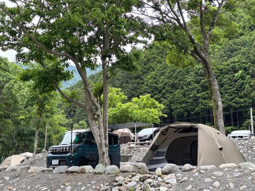 蛍の舞にうっとり Black Smith Outdoorfield Sanogawa Base ソロキャンプ オートサイト 区画サイト marpyさんのキャンプブログ CAMPiii（キャンピー） -キャンプ専用SNS キャンプのすべてがここに集まる-