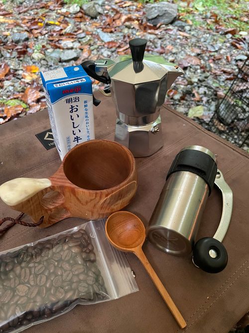 清流が目の前にある最高のロケーション!徒歩ソロで行く大鳩園キャンプ場 大鳩園キャンプ場 ソロキャンプ フリーサイト ma9さんのキャンプブログ CAMPiii(キャンピー) -キャンプ専用SNS キャンプのすべてがここに集まる-