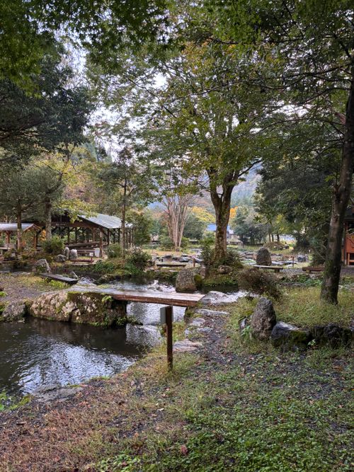 降ったり止んだり 朽木こがわ渓流センターキャンプ場 ファミリーキャンプ 区画サイト Kさんのキャンプブログ CAMPiii（キャンピー） -キャンプ専用SNS キャンプのすべてがここに集まる-