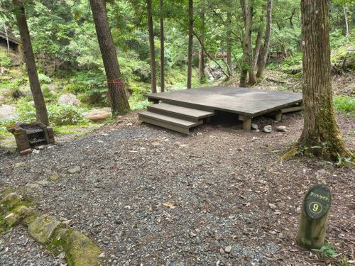 渓流と雨の避暑キャンプ🏕 匹見峡レストパーク ソロキャンプ 区画サイト ＪＩＭＭＹさんのキャンプブログ CAMPiii（キャンピー） -キャンプ専用SNS キャンプのすべてがここに集まる-