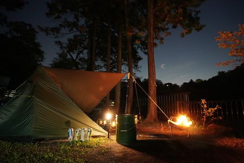 近場開拓ソロキャンツー 秋山川キャンプ場 ソロキャンプ 区画サイト 週末スナフキンさんのキャンプブログ CAMPiii（キャンピー） -キャンプ専用SNS キャンプのすべてがここに集まる-