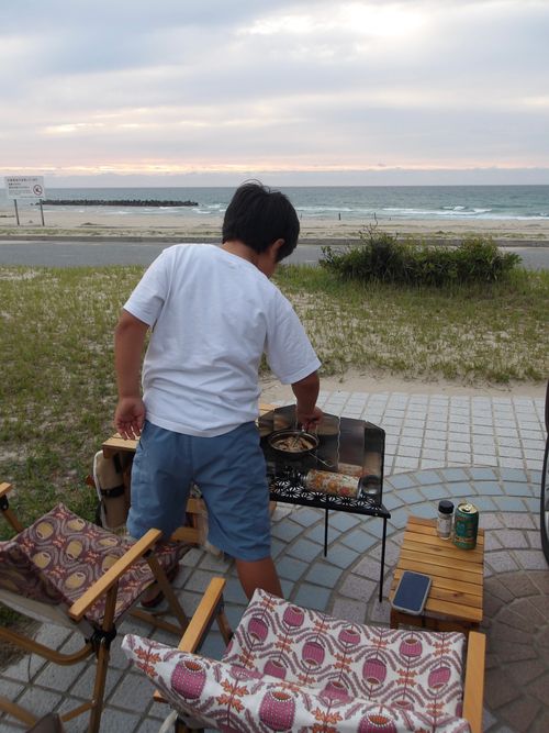 駐車スペースキャンプ🚗 島根県立石見海浜公園オートキャンプ場 はやぷささんのキャンプブログ CAMPiii（キャンピー） -キャンプ専用SNS キャンプのすべてがここに集まる-