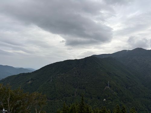 gakujin no mori🏔️ 四国山岳植物園岳人の森キャンプ場 ファミリーキャンプ オートサイト camping roll♪さんのキャンプブログ CAMPiii（キャンピー） -キャンプ専用SNS キャンプのすべてがここに集まる-