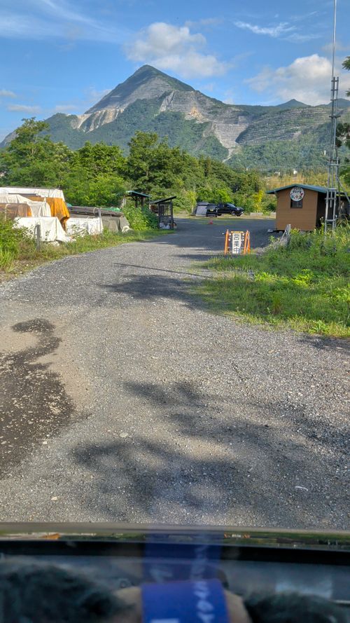 吸われてない ソロキャンプ 区画サイト オートサイト フリーサイト IZUIZUさんのキャンプブログ CAMPiii（キャンピー） -キャンプ専用SNS キャンプのすべてがここに集まる-