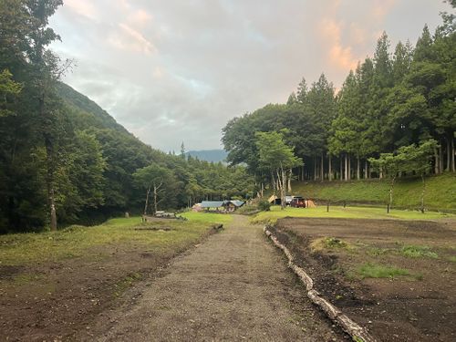 毎年恒例にしてるキャンプ場へ 会津高原INAキャンプビレッジ グループキャンプ 区画サイト まっつんさんのキャンプブログ CAMPiii(キャンピー) -キャンプ専用SNS キャンプのすべてがここに集まる-
