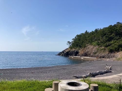 これはキャンプ...？？ 青海島 ファミリーキャンプ masaさんのキャンプブログ CAMPiii（キャンピー） -キャンプ専用SNS キャンプのすべてがここに集まる-