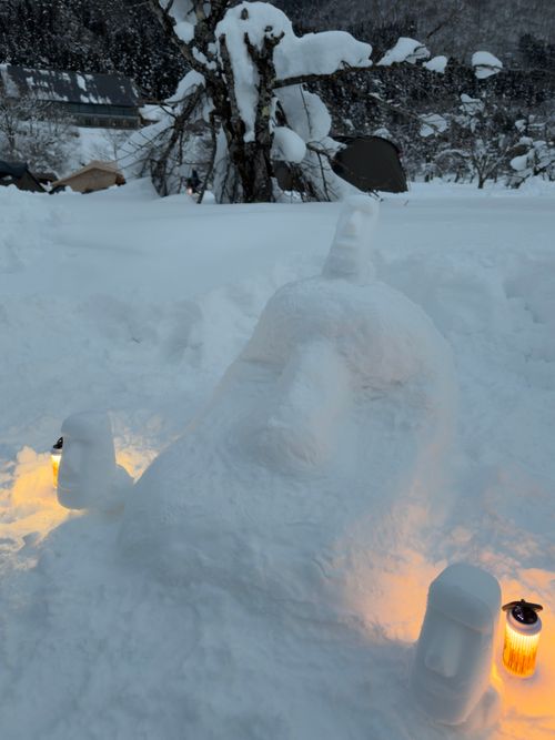 大人だけど雪遊び全振りキャンプ⛄️❄️🗿 白川郷ひらせ温泉キャンプサイト グループキャンプ フリーサイト ぐうたら夫婦さんのキャンプブログ CAMPiii（キャンピー） -キャンプ専用SNS キャンプのすべてがここに集まる-