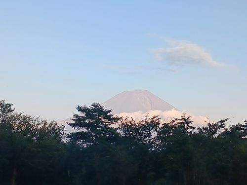 富士山まる出しの秋キャンプ 朝霧Camp Base そらいろキャンプ場（フリーサイト・区画サイト・電源区画サイト） ファミリーキャンプ 区画サイト キャンピングカー vios outdoor'sさんのキャンプブログ CAMPiii（キャンピー） -キャンプ専用SNS キャンプのすべてがここに集まる-