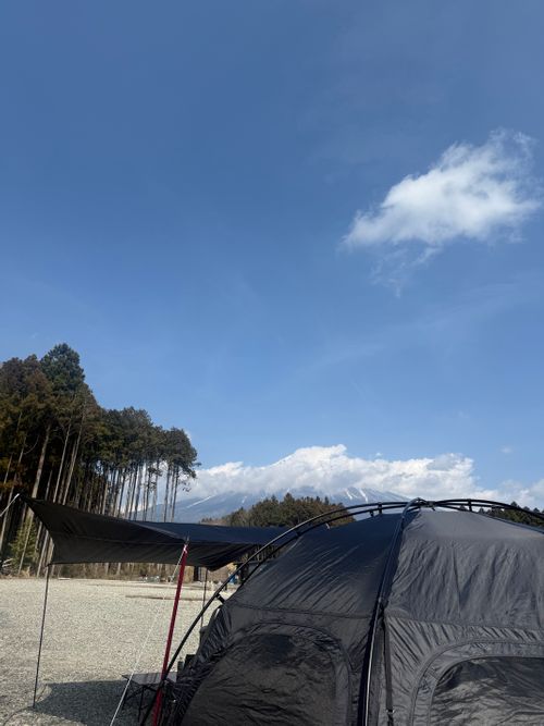 集中豪雨？ 富士山オートキャンプ場GENSHIJIN グループキャンプ 区画サイト オートサイト ちはみなさんのキャンプブログ CAMPiii（キャンピー） -キャンプ専用SNS キャンプのすべてがここに集まる-