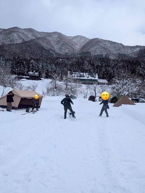 &rdquo;はじめての雪中&rdquo;を全力で楽しむ(*&acute;˘`*) 白川郷ひらせ温泉キャンプサイト グループキャンプ フリーサイト ぷりんさんのキャンプブログ CAMPiii（キャンピー） -キャンプ専用SNS キャンプのすべてがここに集まる-