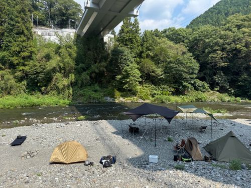 灼熱の我慢大会 川井キャンプ場 グループキャンプ フリーサイト 犬連れ狼さんのキャンプブログ CAMPiii(キャンピー) -キャンプ専用SNS キャンプのすべてがここに集まる-