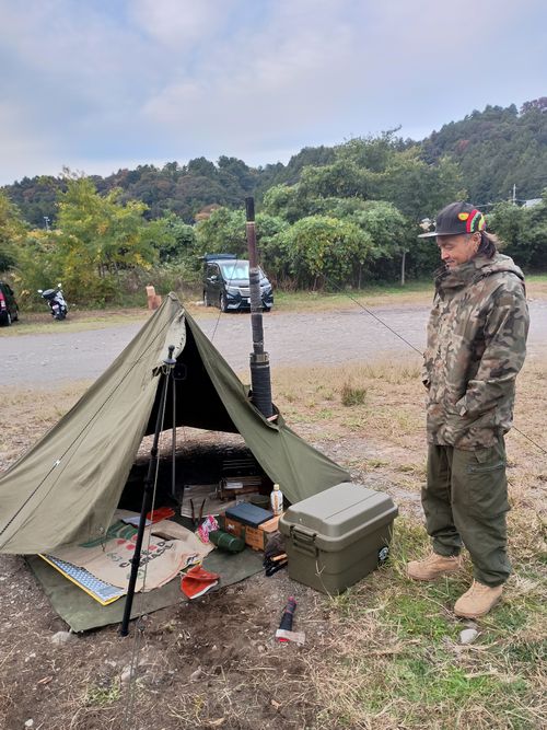 ウエィダーJr 薪スト火入れのデーキャンプ 角田大橋河川敷 ソロキャンプ フリーサイト ウエィダーさんのキャンプブログ CAMPiii（キャンピー） -キャンプ専用SNS キャンプのすべてがここに集まる-