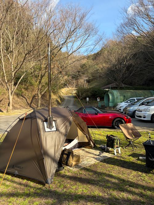 いつもの場所でソログル 畦田キャンプ場 ソロキャンプ グループキャンプ 区画サイト ゆうさんさんのキャンプブログ CAMPiii（キャンピー） -キャンプ専用SNS キャンプのすべてがここに集まる-