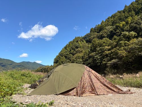 超快適！軍幕ド汚ム🪖【ドーム型テント】 前川キャンプ場 ソロキャンプ フリーサイト Camp 'n'g  Roll♪🏁さんのキャンプブログ CAMPiii（キャンピー） -キャンプ専用SNS キャンプのすべてがここに集まる-