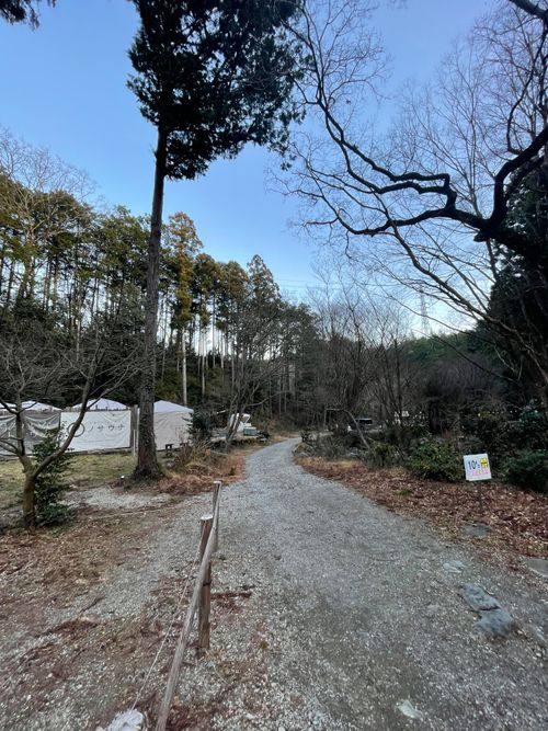徒歩ソロで行く、いこいの森 RECAMP おだわら 小田原市いこいの森 RECAMP おだわら ソロキャンプ 区画サイト ma9さんのキャンプブログ CAMPiii（キャンピー） -キャンプ専用SNS キャンプのすべてがここに集まる-