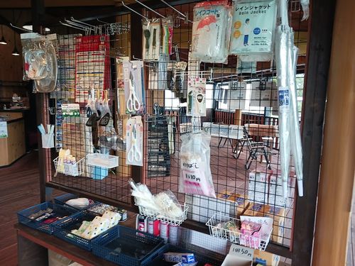 温泉を楽しみ、御岳と乗鞍を望む標高1400mの絶景キャンプで秋を食らう【Day1】寒い(*_*; N.A.O.高山すずらん高原キャンプ場 ファミリーキャンプ オートサイト キャンピングカー vios outdoor'sさんのキャンプブログ CAMPiii(キャンピー) -キャンプ専用SNS キャンプのすべてがここに集まる-