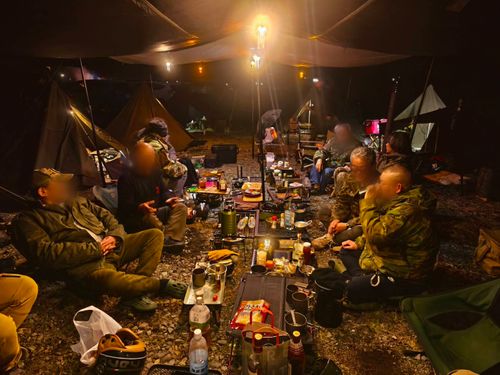 ポーランド軍幕会  中津川河川敷 グループキャンプ フリーサイト ウエィダーさんのキャンプブログ CAMPiii（キャンピー） -キャンプ専用SNS キャンプのすべてがここに集まる-