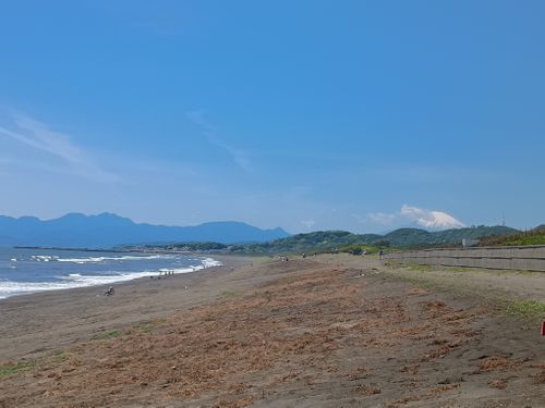 ビーチde軍幕デーキャンプ⇛高尾山 平塚八景 平塚砂丘夕映え ソロキャンプ フリーサイト ウエィダーさんのキャンプブログ CAMPiii（キャンピー） -キャンプ専用SNS キャンプのすべてがここに集まる-