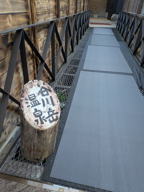 谷川岳に単独で登ってきたよ! 谷川岳温泉湯吹の湯オートキャンプ場 ソロキャンプ 区画サイト hachi329さんのキャンプブログ CAMPiii(キャンピー) -キャンプ専用SNS キャンプのすべてがここに集まる-