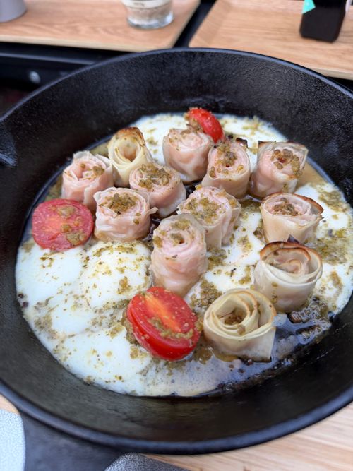 九州伊勢えびキャンプ🦞̥@いい夫婦の日👫 阿蘇レインボーバレー グループキャンプ ぐうたら夫婦さんのキャンプブログ CAMPiii（キャンピー） -キャンプ専用SNS キャンプのすべてがここに集まる-