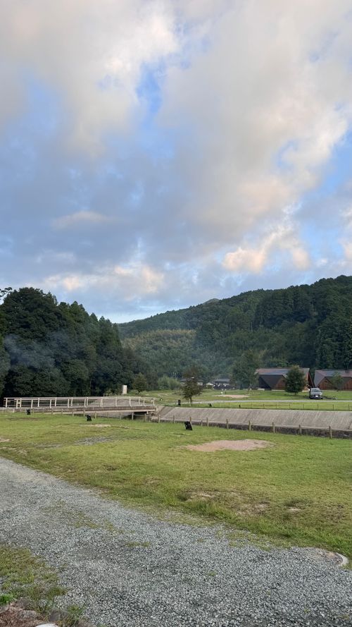 お月見最終日×ソロキャンプ🏕 奥八女焚火の森キャンプフィールド ソロキャンプ 区画サイト オートサイト はるかさんのキャンプブログ CAMPiii（キャンピー） -キャンプ専用SNS キャンプのすべてがここに集まる-