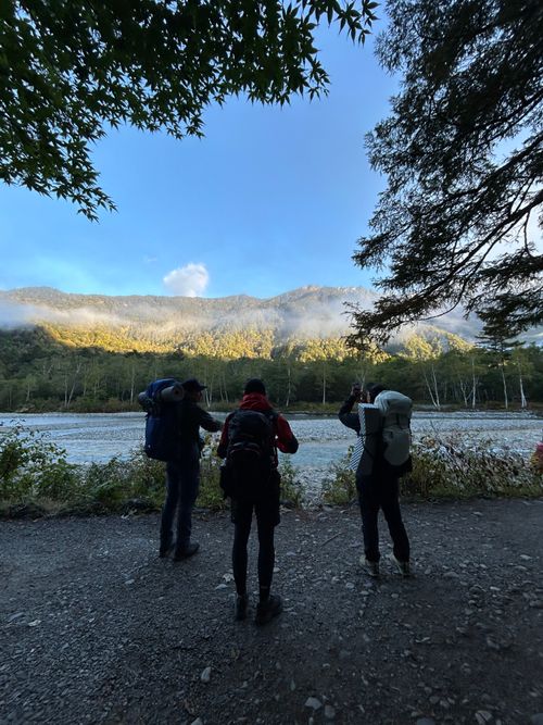 満身創痍の涸沢カール🥾⛺️ 涸沢カール ソロキャンプ グループキャンプ フリーサイト Genさんのキャンプブログ CAMPiii（キャンピー） -キャンプ専用SNS キャンプのすべてがここに集まる-