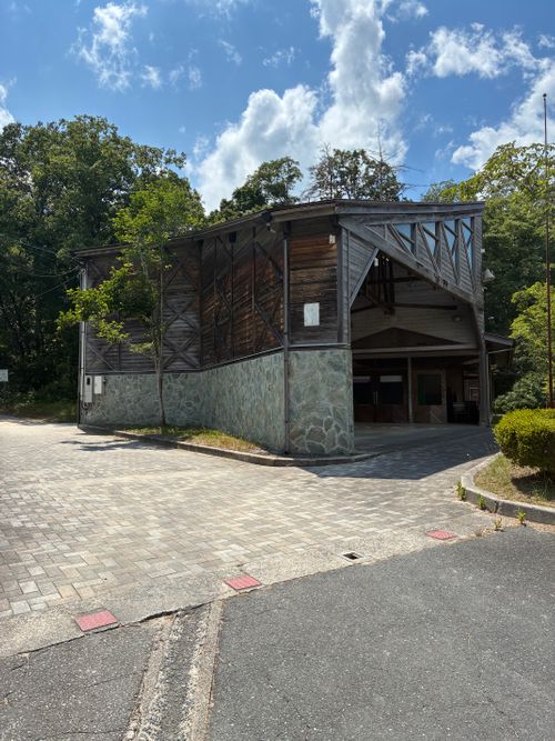 2026年8回目、恒例のプールキャン🏊&zwj;♂️🏊&zwj;♂️🏊&zwj;♀️🏊&zwj;♀️ 邑南町青少年旅行村 ファミリーキャンプ 区画サイト オートサイト わいげさんのキャンプブログ CAMPiii（キャンピー） -キャンプ専用SNS キャンプのすべてがここに集まる-