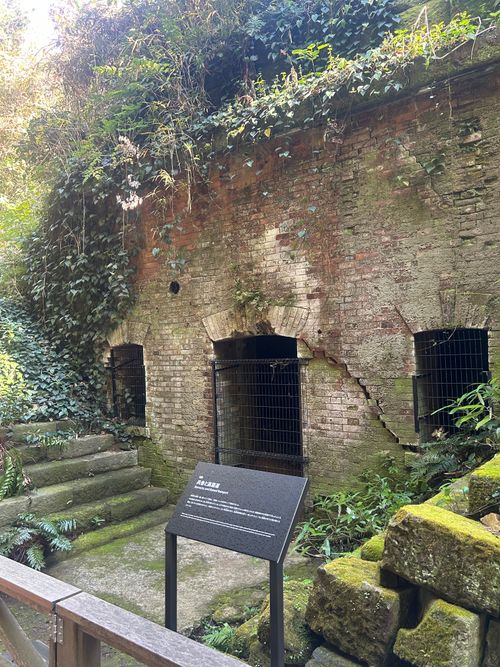 東京湾に残された唯一の自然島にてチェアリング 猿島 ソロキャンプ フリーサイト Genさんのキャンプブログ CAMPiii（キャンピー） -キャンプ専用SNS キャンプのすべてがここに集まる-