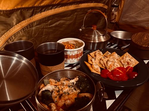 キャンプ解禁🎉＆乾杯🍻青木ヶ原樹海を歩く!? 「フラット登山」第2弾 DOTEKAGE CAMP GROUND 区画サイト Jimko☆さんのキャンプブログ CAMPiii（キャンピー） -キャンプ専用SNS キャンプのすべてがここに集まる-