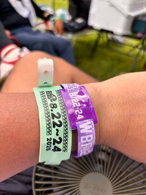 CAMP DE WILD BUNCH FEST.25 山口きらら博記念公園 グループキャンプ フリーサイト あやぴーさんのキャンプブログ CAMPiii(キャンピー) -キャンプ専用SNS キャンプのすべてがここに集まる-