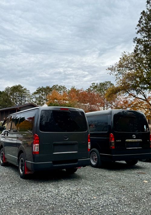 紅葉、グルキャン ザ キャンパス～トロイカの森～ グループキャンプ フリーサイト トリッディさんのキャンプブログ CAMPiii（キャンピー） -キャンプ専用SNS キャンプのすべてがここに集まる-