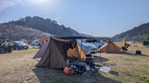 関西初幕張り 笠置キャンプ場 ソロキャンプ フリーサイト アークさんのキャンプブログ CAMPiii（キャンピー） -キャンプ専用SNS キャンプのすべてがここに集まる-