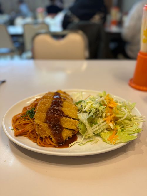 紅葉、グルキャン ザ キャンパス～トロイカの森～ グループキャンプ フリーサイト トリッディさんのキャンプブログ CAMPiii（キャンピー） -キャンプ専用SNS キャンプのすべてがここに集まる-