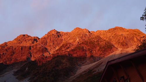 紅葉🍁登山 涸沢カール ソロキャンプ グループキャンプ フリーサイト まーささんのキャンプブログ CAMPiii（キャンピー） -キャンプ専用SNS キャンプのすべてがここに集まる-