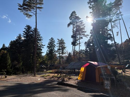旅する古本屋〜秋の夜長に幸せを保つ時間〜 秋保森林スポーツ公園 ソロキャンプ 区画サイト オートサイト ぱぱちょさんのキャンプブログ CAMPiii（キャンピー） -キャンプ専用SNS キャンプのすべてがここに集まる-