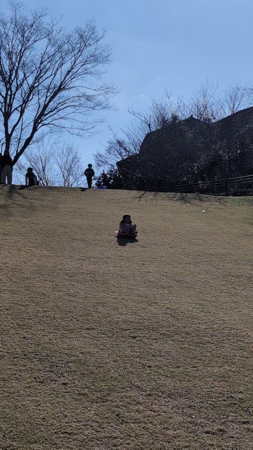 春の熊本でお花見ファミグル🌸🏕️🌸 ゆのまえグリーンパレス ファミリーキャンプ グループキャンプ 区画サイト オートサイト ヒゲキャンさんのキャンプブログ CAMPiii（キャンピー） -キャンプ専用SNS キャンプのすべてがここに集まる-