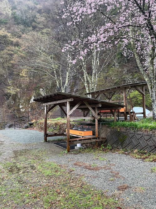 同僚とデュオキャンプ！道志村にある久保キャンプ場へ！ 道志村 久保キャンプ場 ソロキャンプ グループキャンプ 区画サイト ma9さんのキャンプブログ CAMPiii（キャンピー） -キャンプ専用SNS キャンプのすべてがここに集まる-