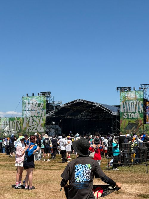 WILD BUNCH FES & CAMP 山口きらら博記念公園 グループキャンプ フリーサイト あやぴーさんのキャンプブログ CAMPiii（キャンピー） -キャンプ専用SNS キャンプのすべてがここに集まる-