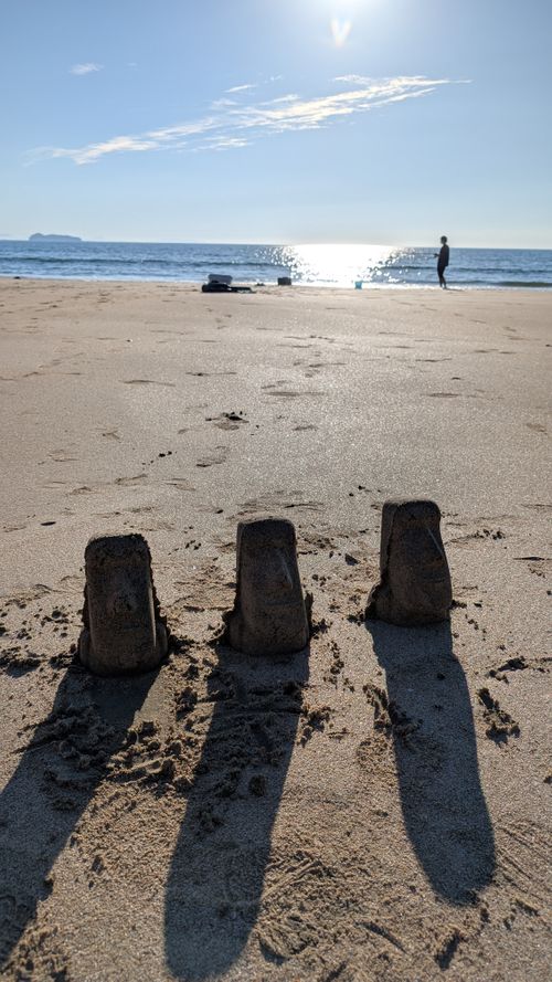 波間に消えた小僧と巨像 コースタルパークリトリート /Coastal Park RETREAT – RV & Campervan Site / ファミリーキャンプ グループキャンプ 区画サイト オートサイト ヒゲキャンさんのキャンプブログ CAMPiii(キャンピー) -キャンプ専用SNS キャンプのすべてがここに集まる-