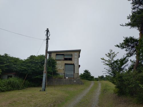 初めての電柵キャンプ 背あぶり山キャンプ場 ソロキャンプ フリーサイト yuki papaさんのキャンプブログ CAMPiii（キャンピー） -キャンプ専用SNS キャンプのすべてがここに集まる-